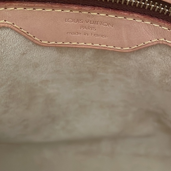 💯 Authentic Louis-Vuitton-Rivoli-Business-bag tote bag - Picture 13 of 17